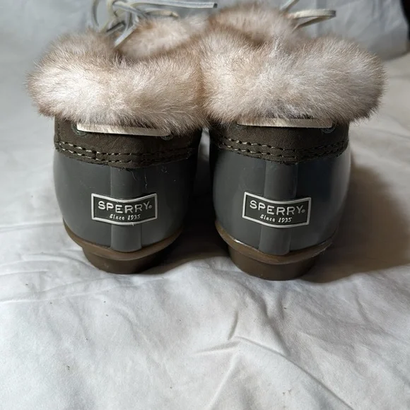 Sperry fur lined rain boots - green/tan women’s size 9 - Picture 3 of 5